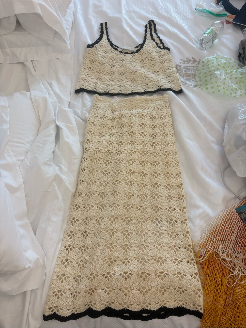 Skirt and top set